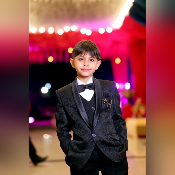 Kids Boy Tuxedo Coat Pant (6-8 year.)  Set of 5 - Picture 3 of 3